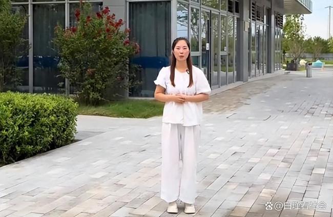 女生专攻无人机维修 转行创奇迹